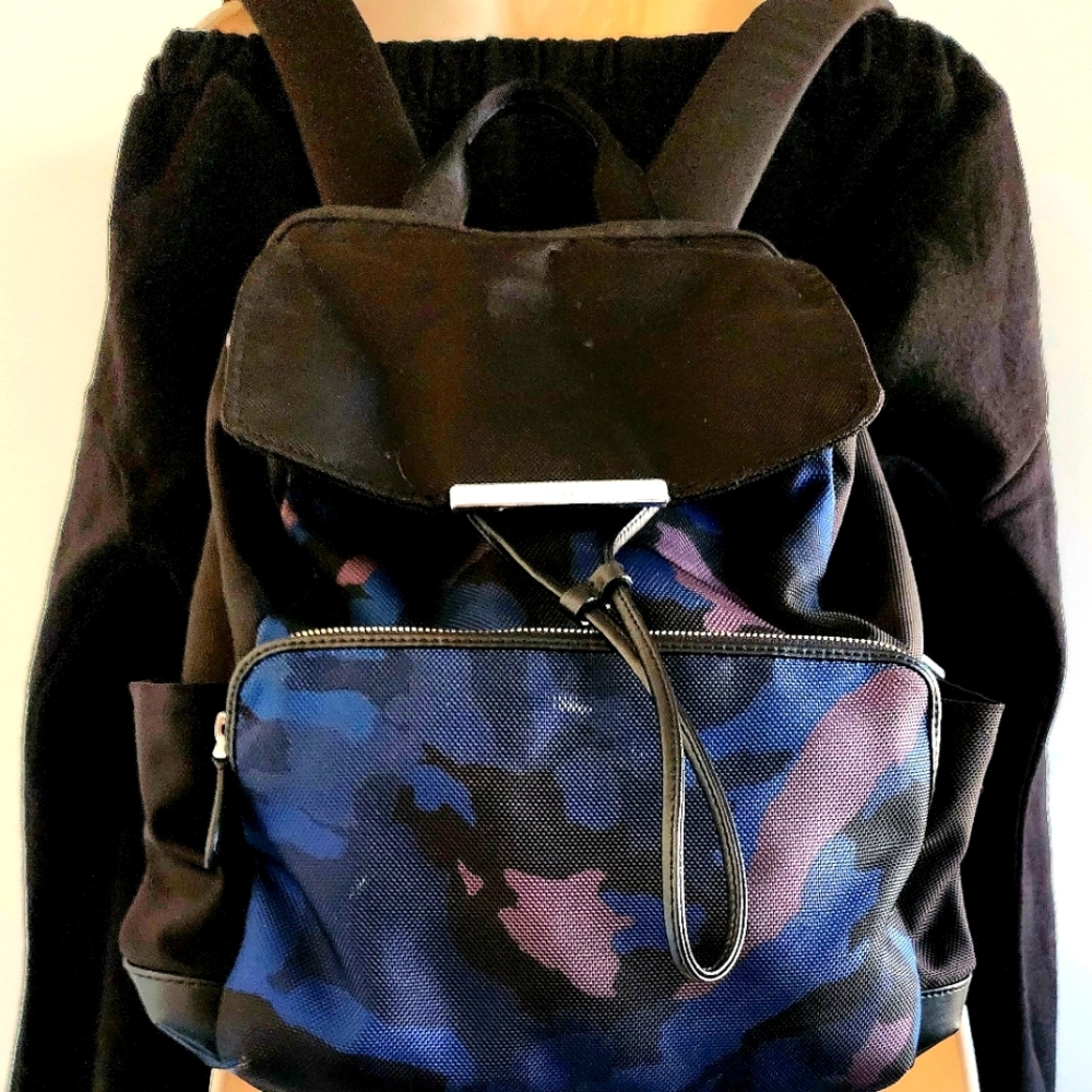 TUMI Small Laptop Backpack Blue Camo Cady Drawstring Black Leather Trim